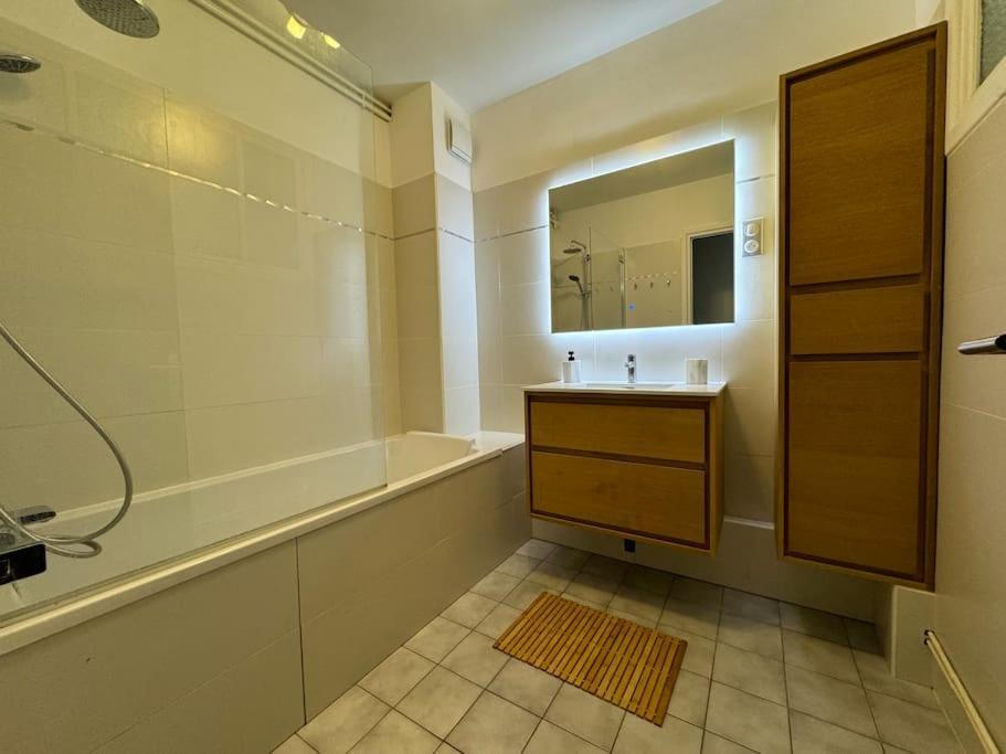 Appartamento Le Tiki De Notre-Dame - Duplex Vue Cathedrale Boulogne-sur-Mer Esterno foto