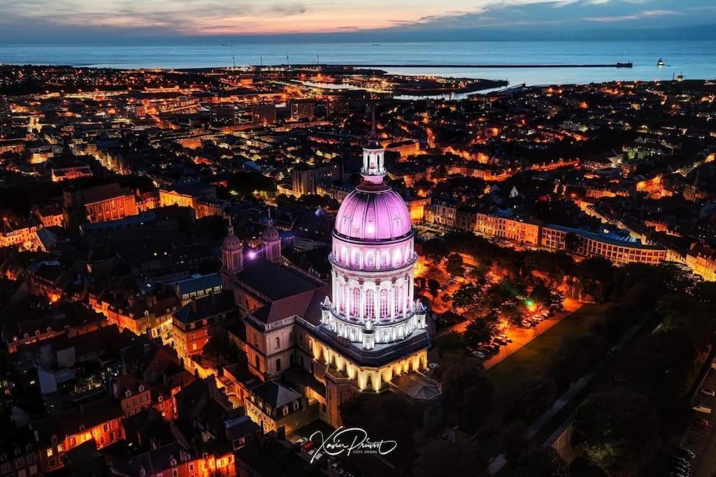 Appartamento Le Tiki De Notre-Dame - Duplex Vue Cathedrale Boulogne-sur-Mer Esterno foto